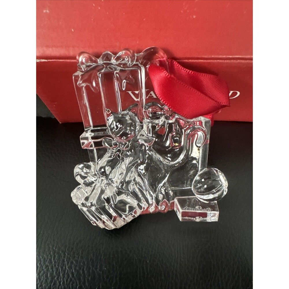 Waterford Crystal “Presents” Ornament – Original Packaging – Excellent - Ireland